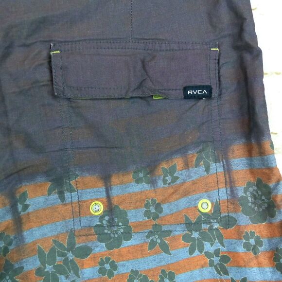 RVCA Board Shorts Mens 32 Vintage Brushed 9” Stripe Floral Ombre Swim Surf - Picture 10 of 14